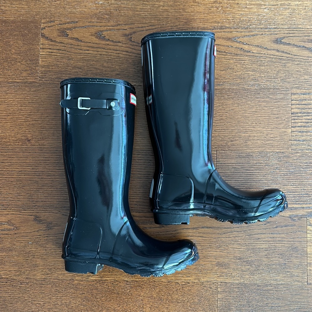 Hunter Original Kids Gloss Black Size 5B/6G